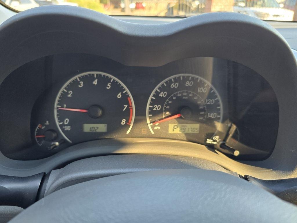 Toyota Corolla  2010