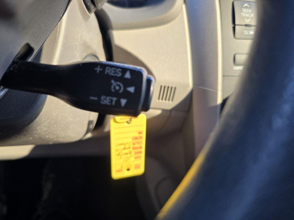 Toyota Corolla  2010