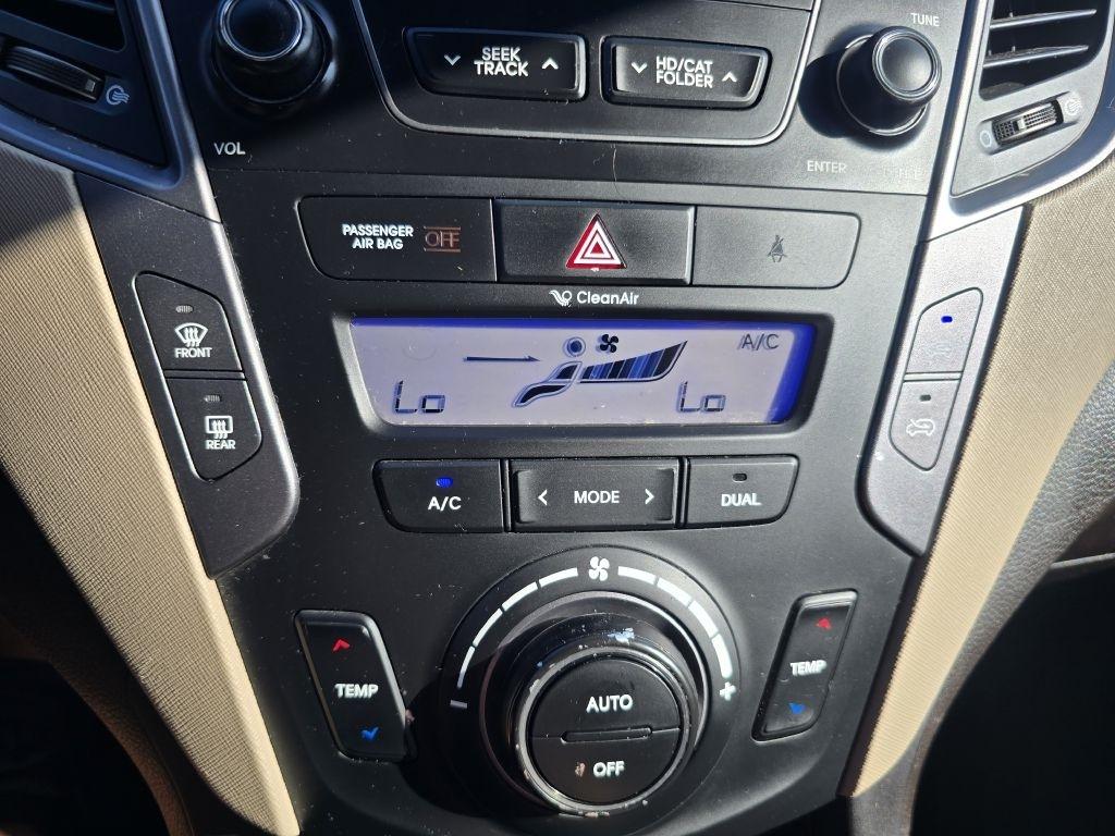 Hyundai Santa Fe  2013