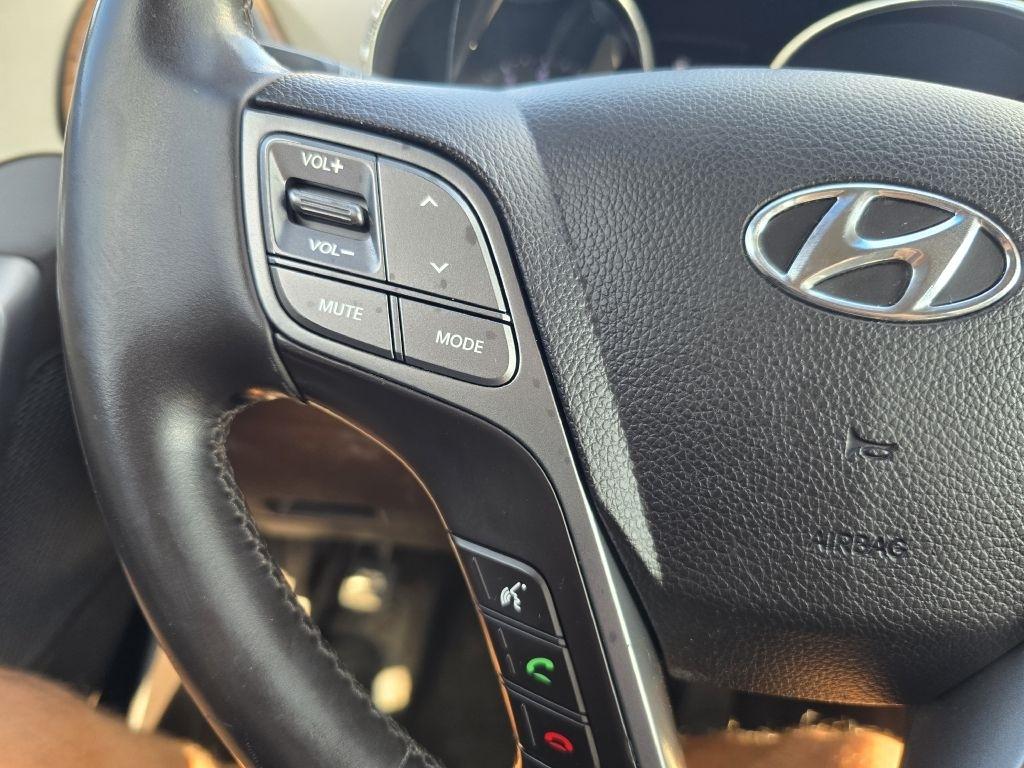 Hyundai Santa Fe  2013