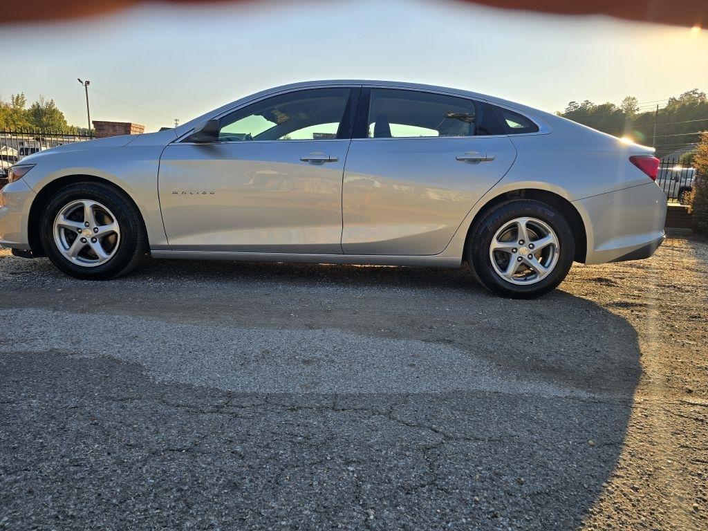 Chevrolet Malibu  2017