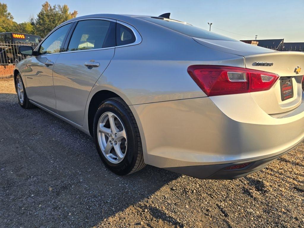 Chevrolet Malibu  2017