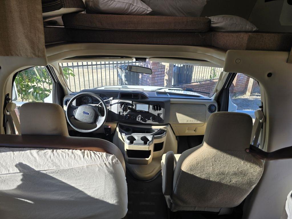 Ford Econoline  2013