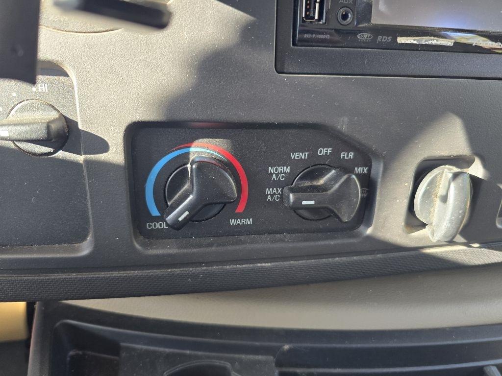 Ford Econoline  2013