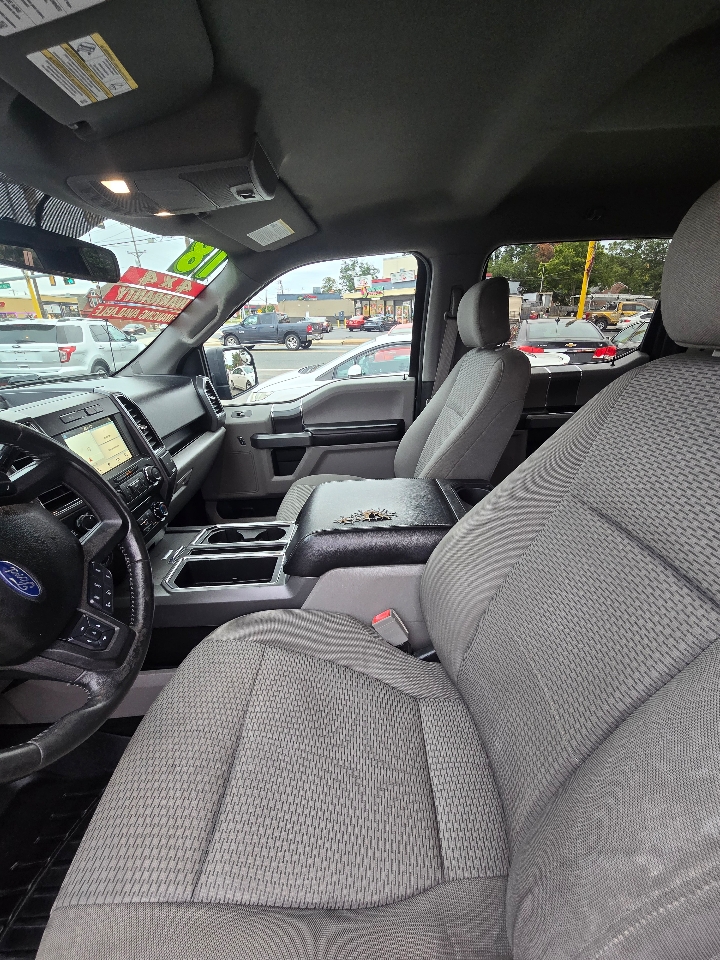 Ford F-150 4WD SuperCab 133" XLT 2018 Ford F-150 4WD SuperCab 133" XLT 2018