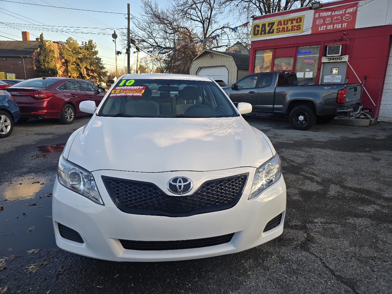 Toyota Camry SE 6-Spd MT 2010