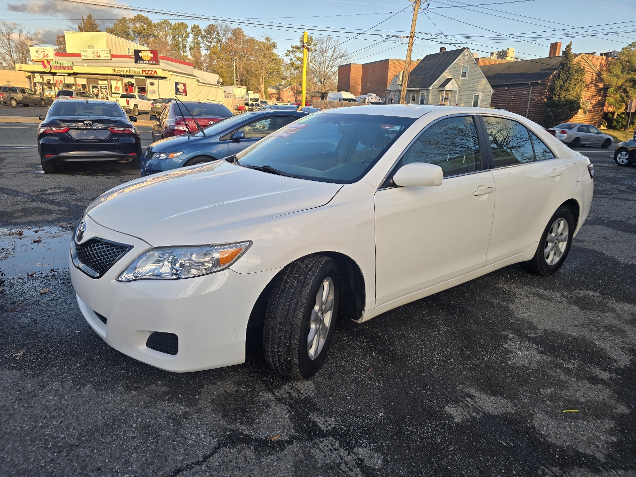 Toyota Camry SE 6-Spd MT 2010