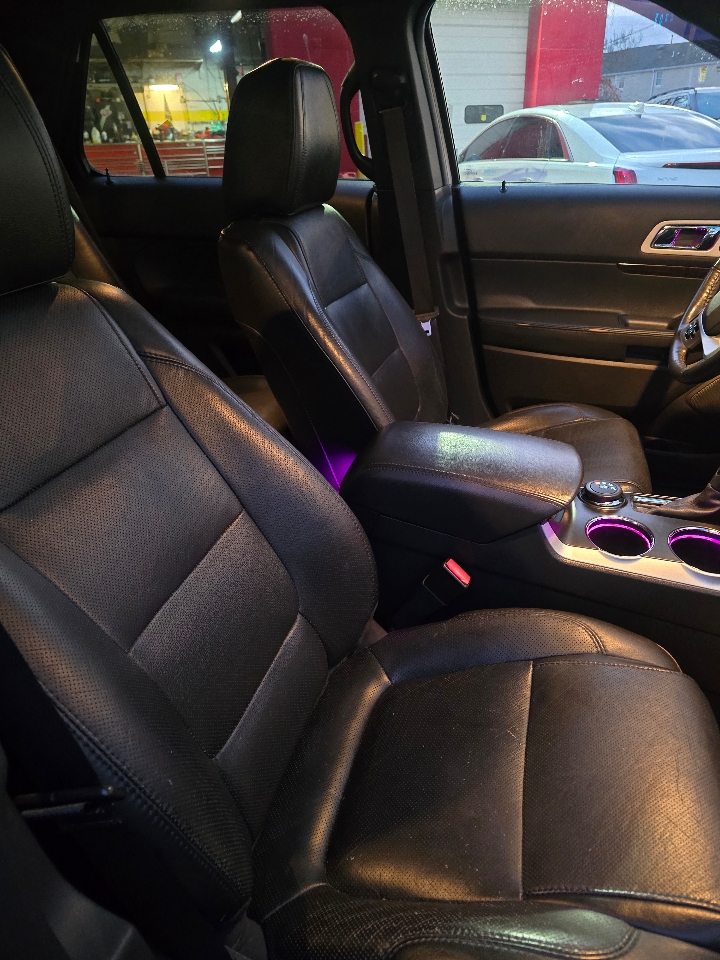 Ford Explorer Limited 4WD 2012