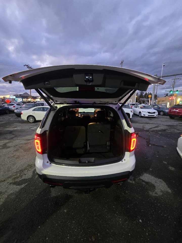 Ford Explorer Limited 4WD 2012