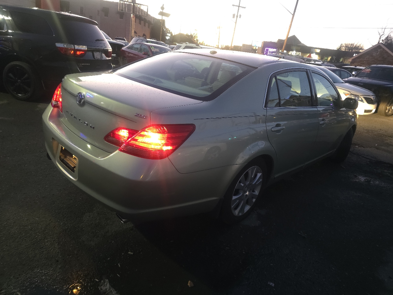 Toyota Avalon Limited 2009