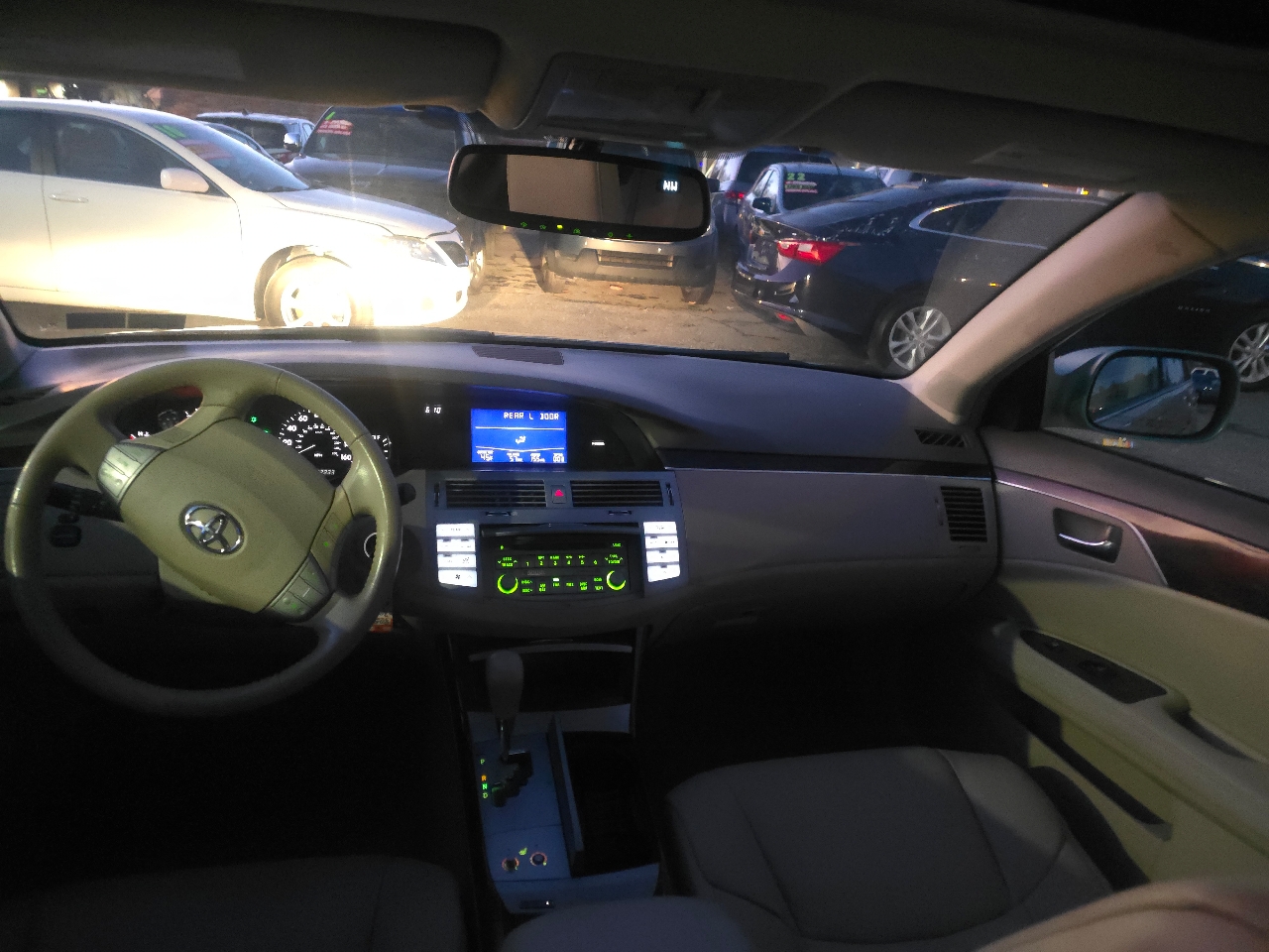 Toyota Avalon Limited 2009