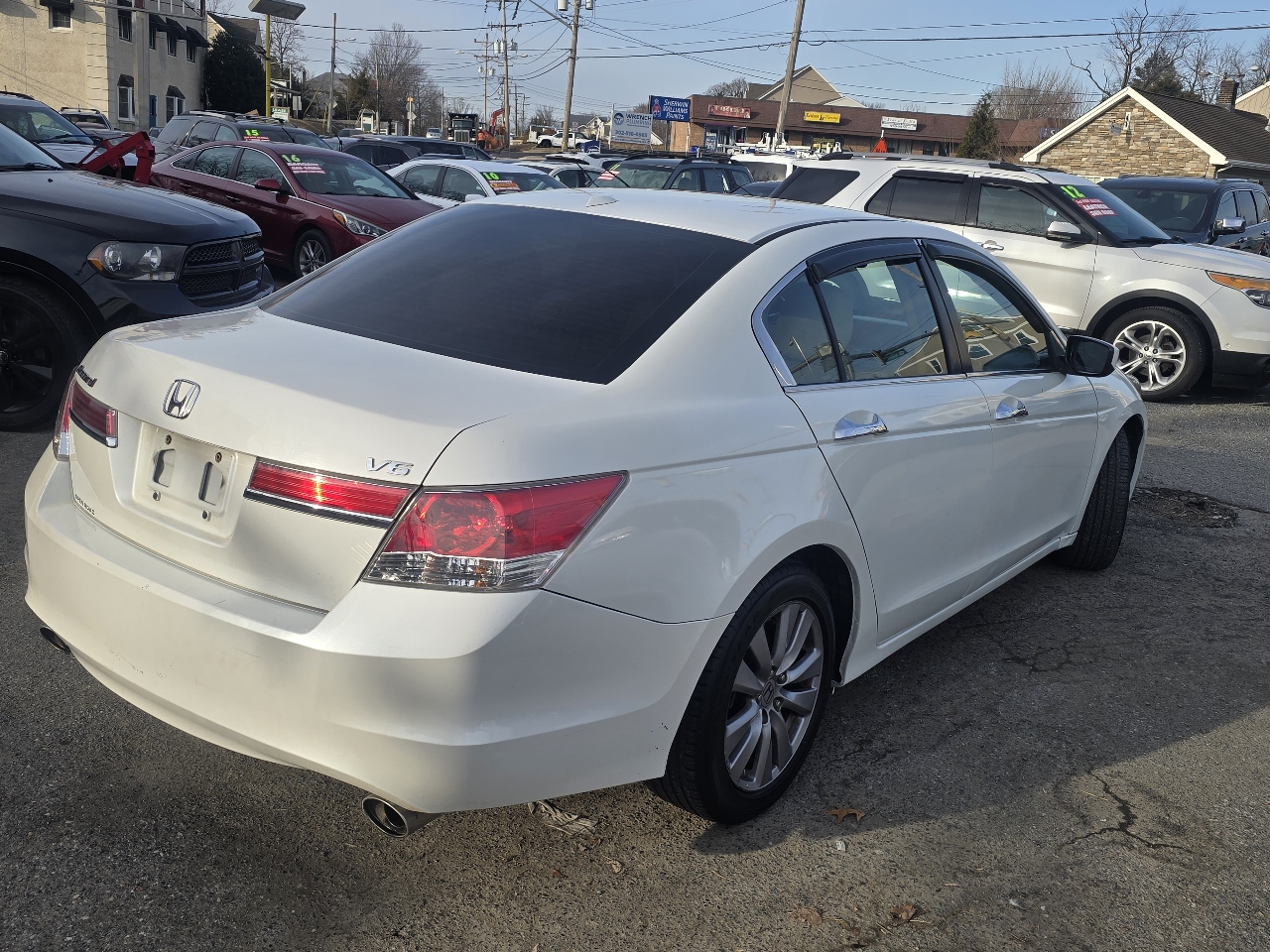 Honda Accord EX-L V-6 Sedan AT 2011