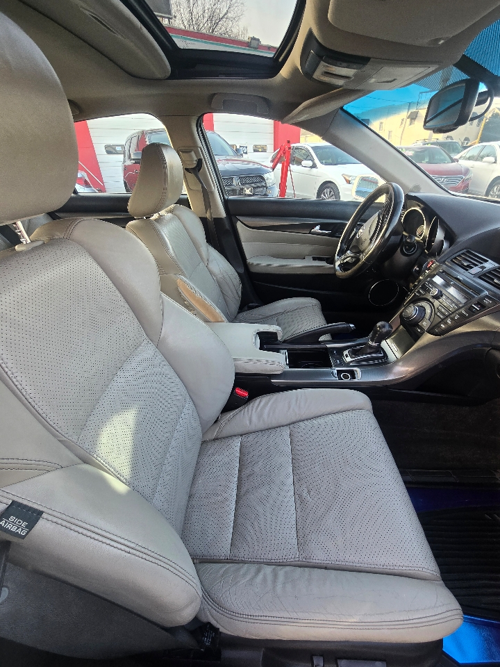Acura TL 6-Speed AT SH-AWD with Tech Package and HPT 2012