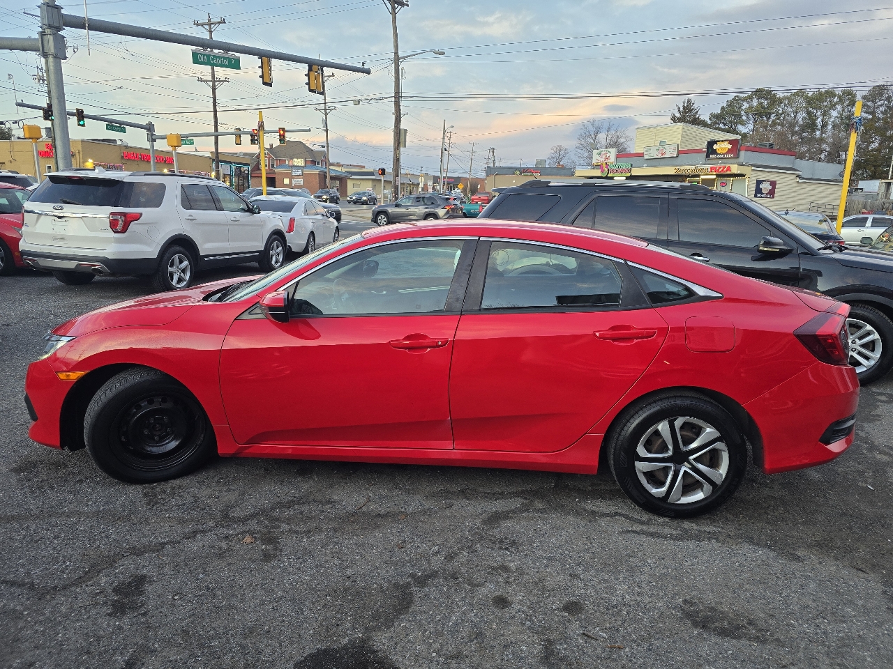 Honda Civic 4dr Sdn LX Auto 2017