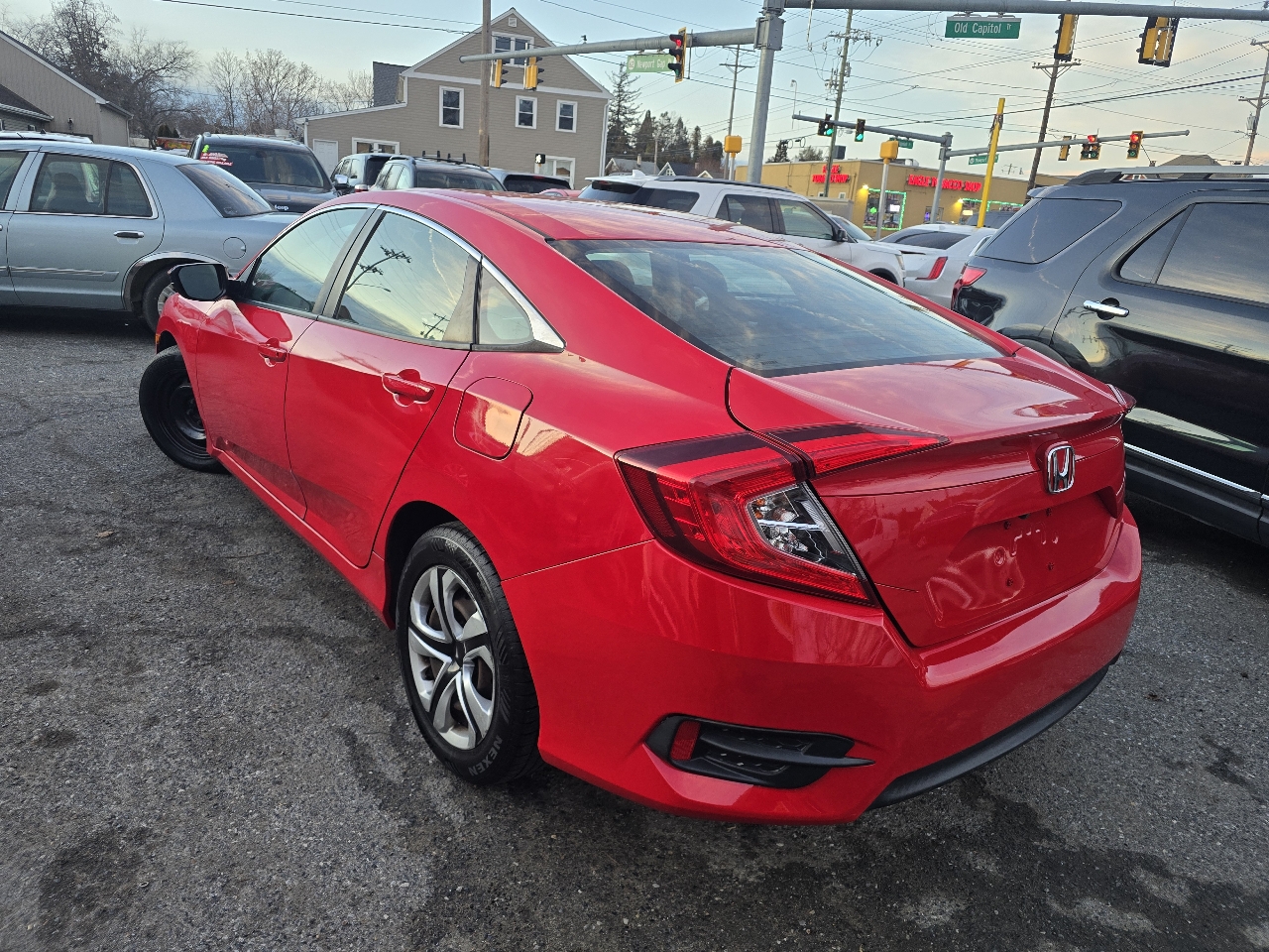 Honda Civic 4dr Sdn LX Auto 2017