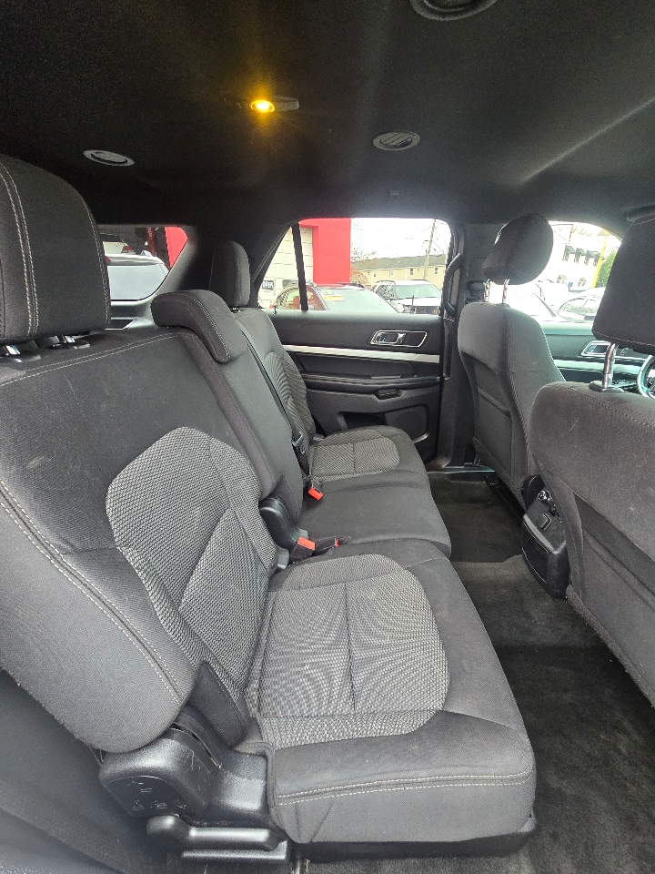 Ford Explorer 4WD 4dr V6 XLT 2016