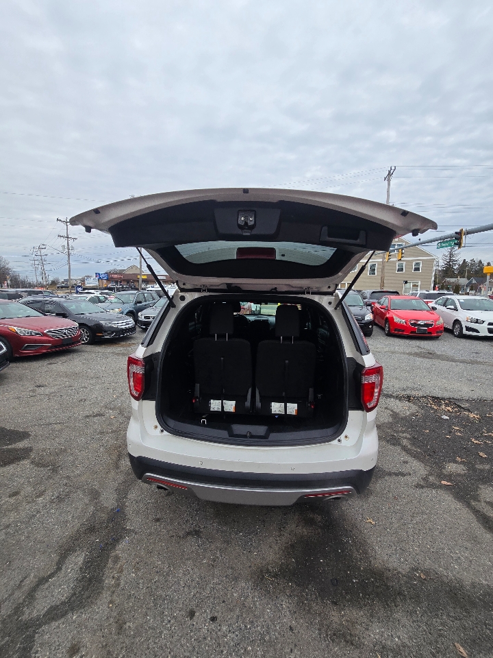 Ford Explorer 4WD 4dr V6 XLT 2016