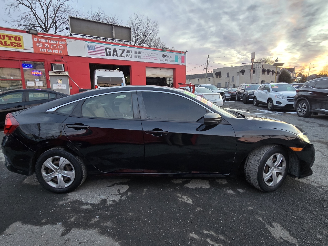 Honda Civic LX Sedan CVT 2017