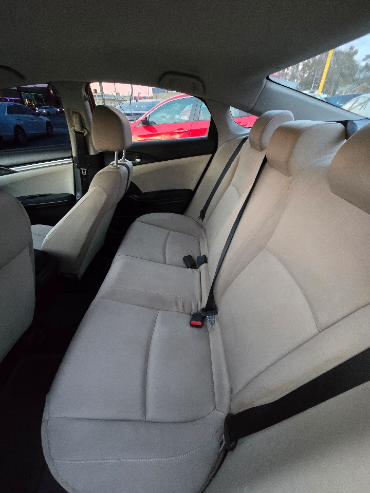 Honda Civic LX Sedan CVT 2017