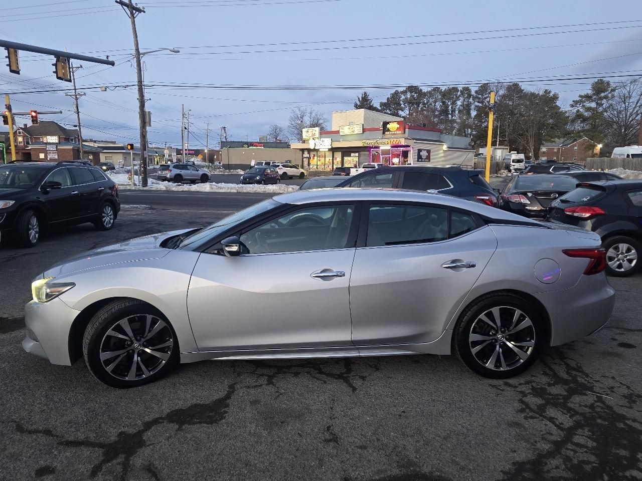 Nissan Maxima 3.5 S 2018