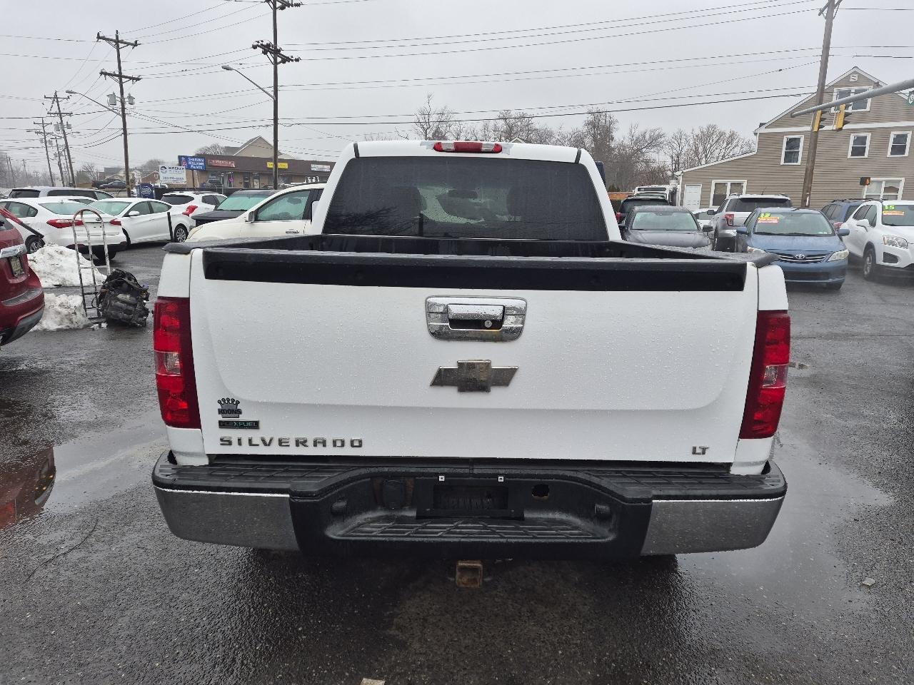 Chevrolet Silverado 1500 1LT Double Cab 4WD 2011