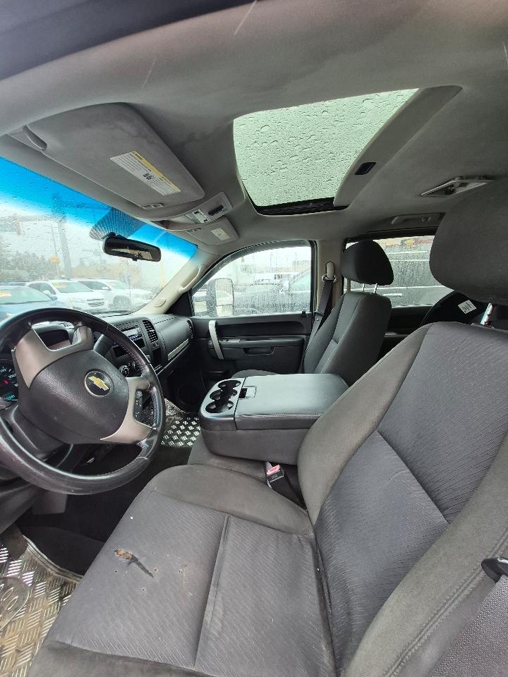 Chevrolet Silverado 1500 1LT Double Cab 4WD 2011