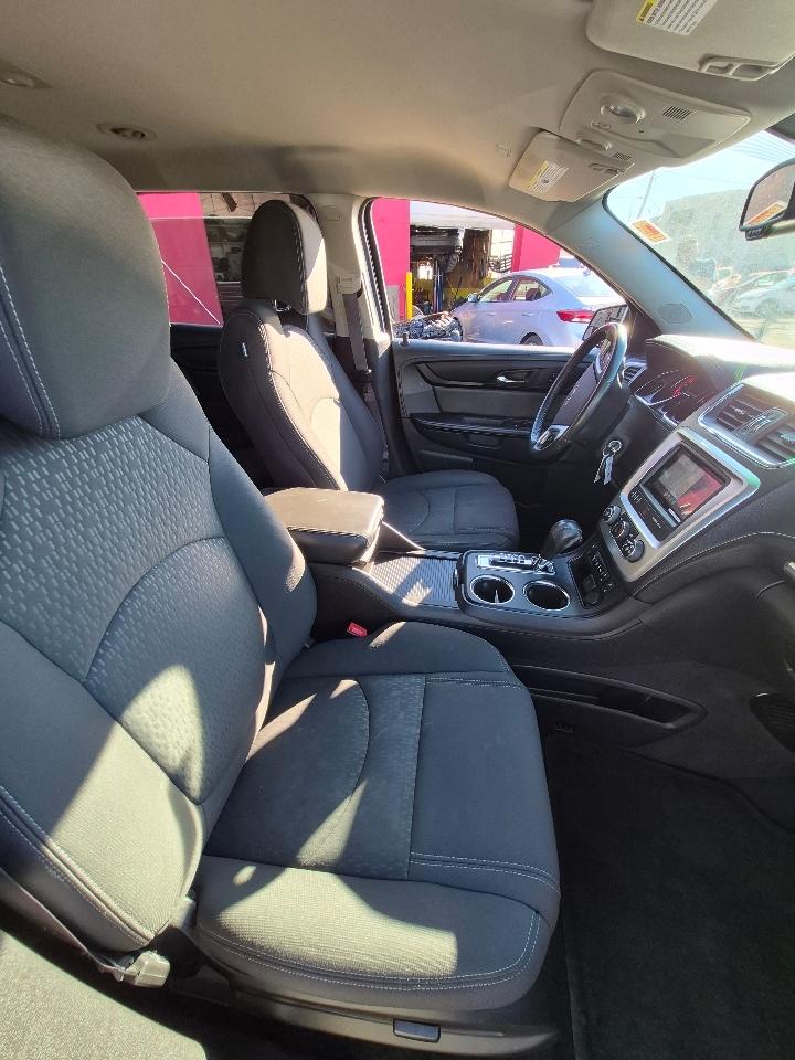 GMC Acadia SLE-2 FWD 2015