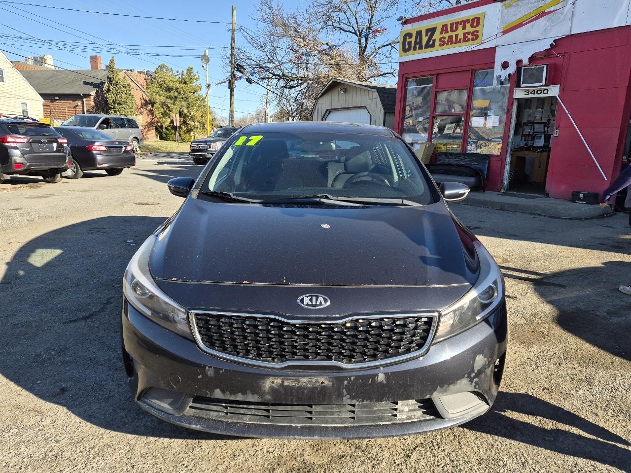 Kia Forte 5-Door LX 2017