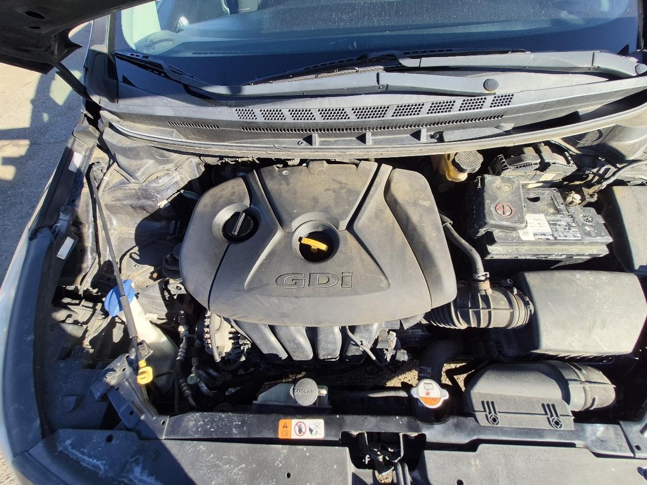 Kia Forte 5-Door LX 2017