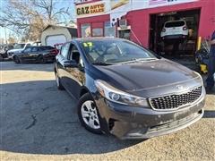 2017 Kia Forte 5-Door 