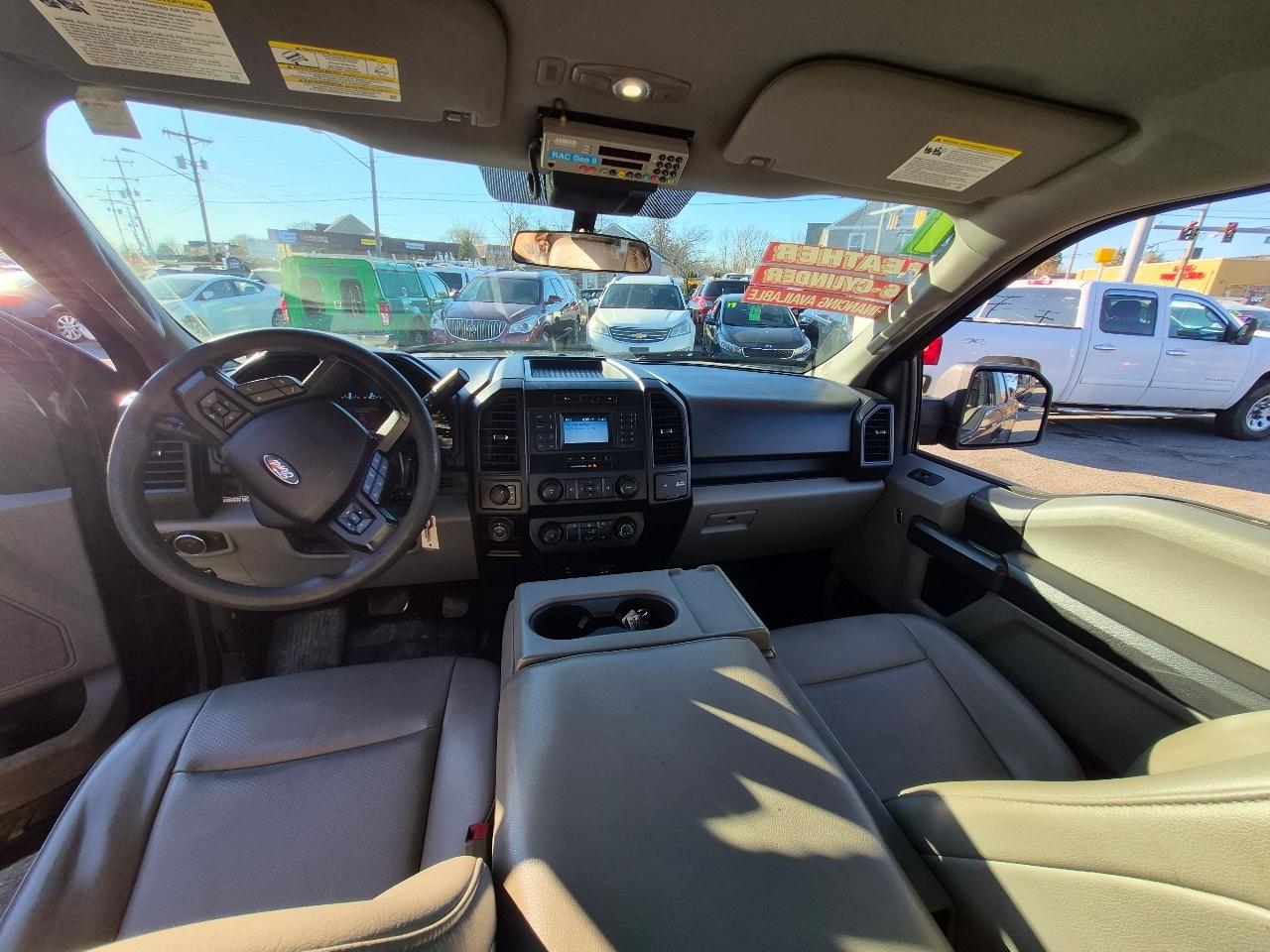 Ford F-150 4WD SuperCab 163" XL 2019