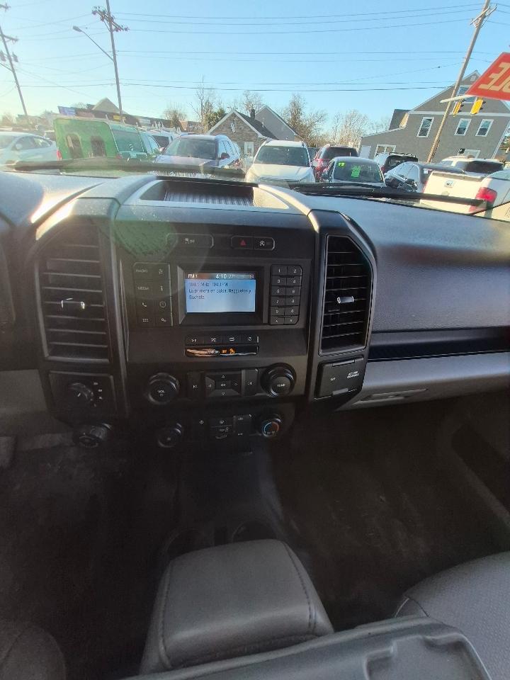 Ford F-150 4WD SuperCab 163" XL 2019