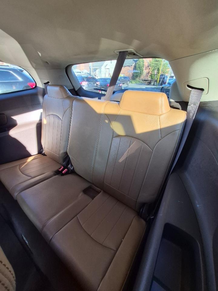 Buick Enclave Leather FWD 2017