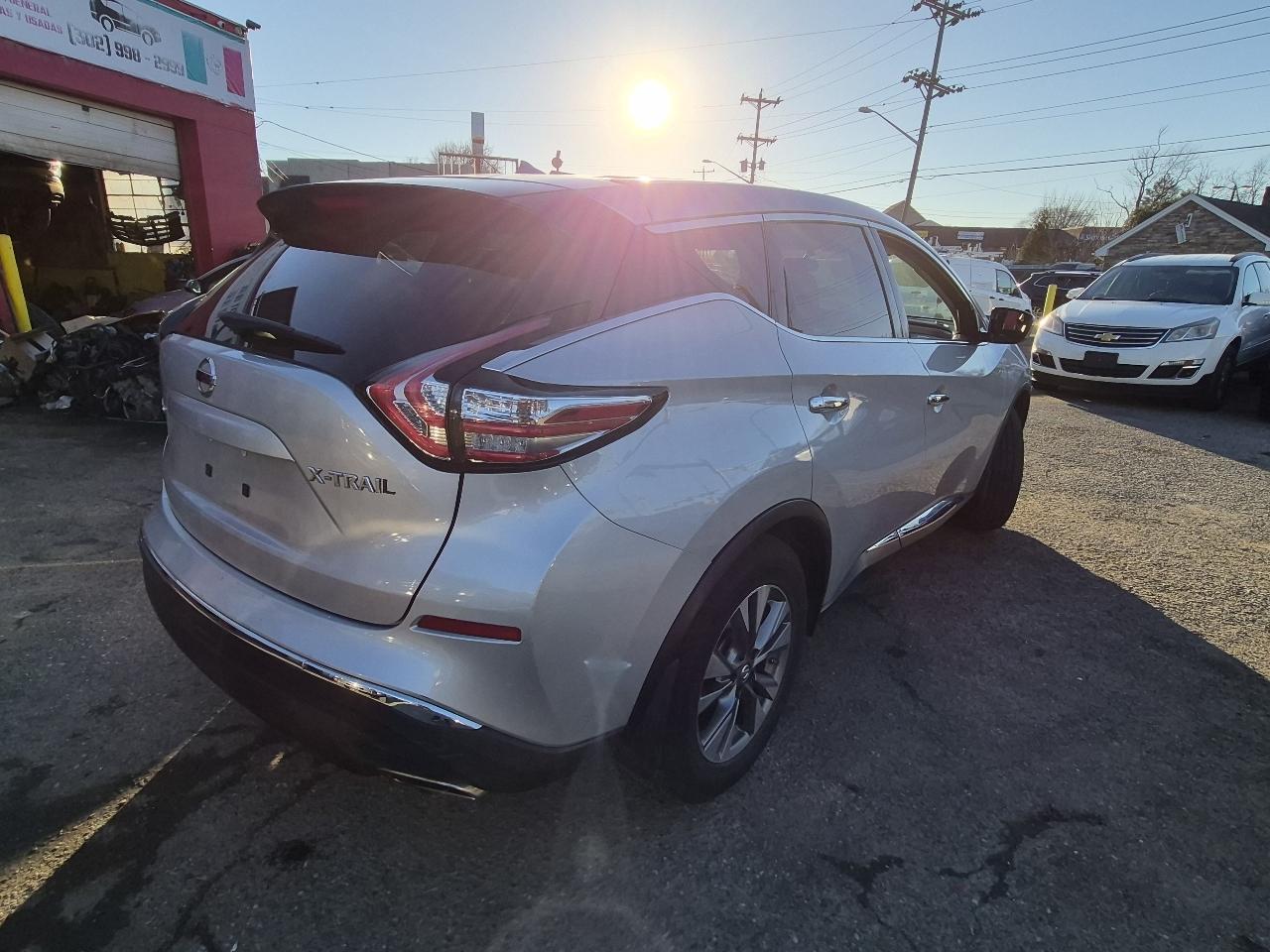 Nissan Murano SV AWD 2015