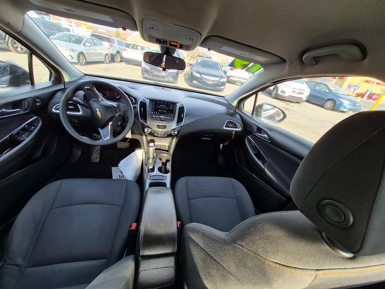 Chevrolet Cruze LS Auto 2019