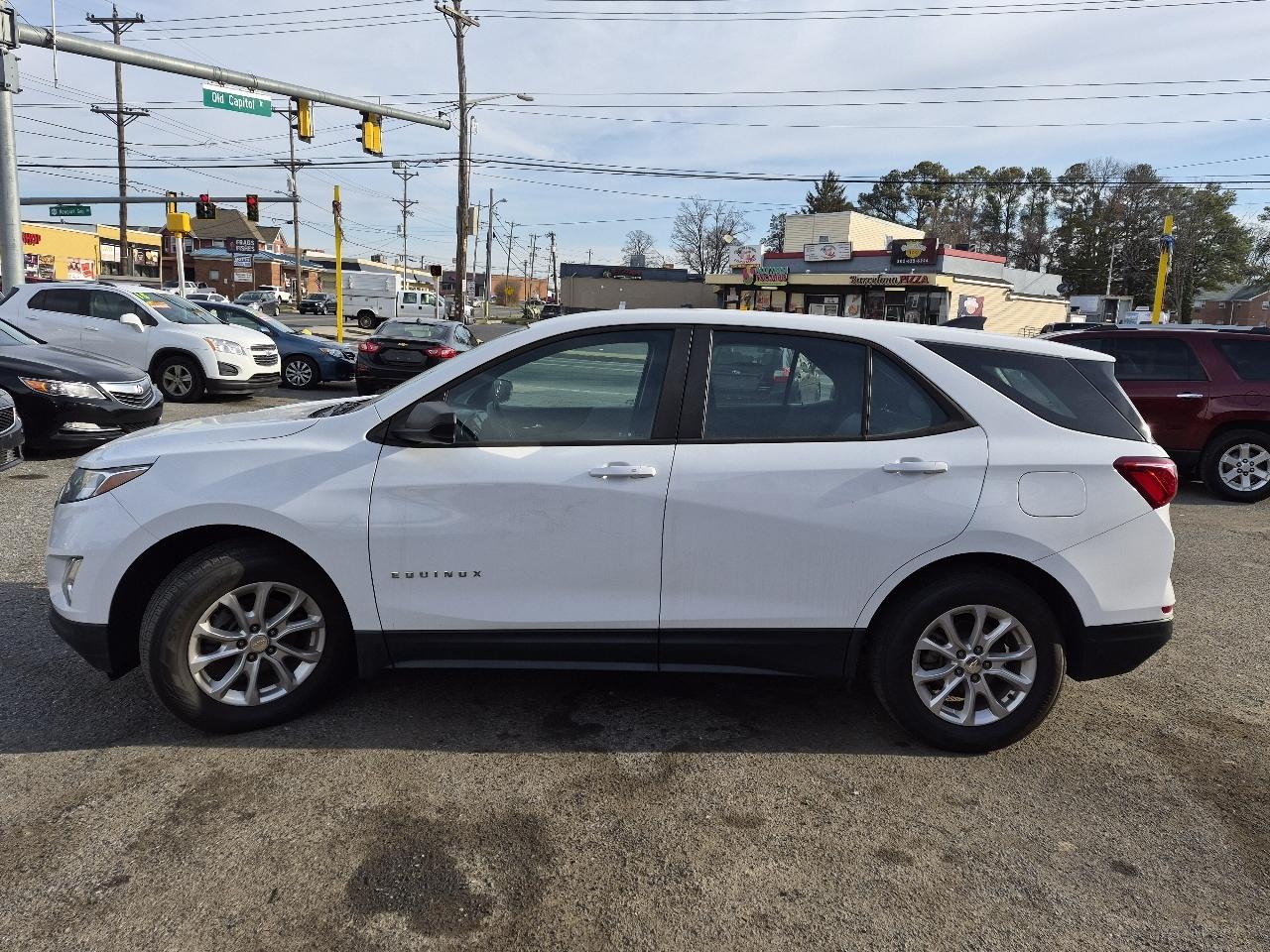 Chevrolet Equinox LS 2WD 2020
