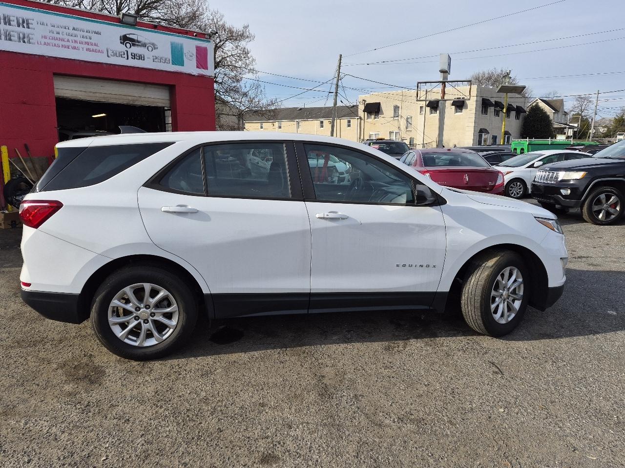 Chevrolet Equinox LS 2WD 2020