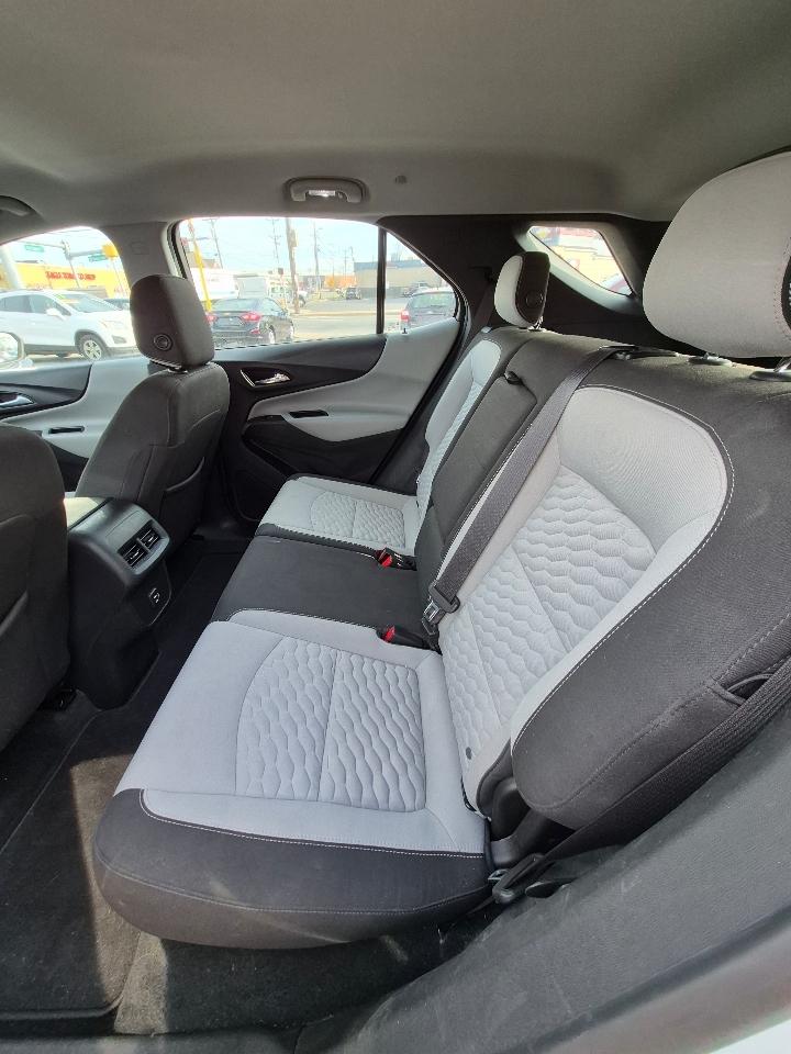 Chevrolet Equinox LS 2WD 2020