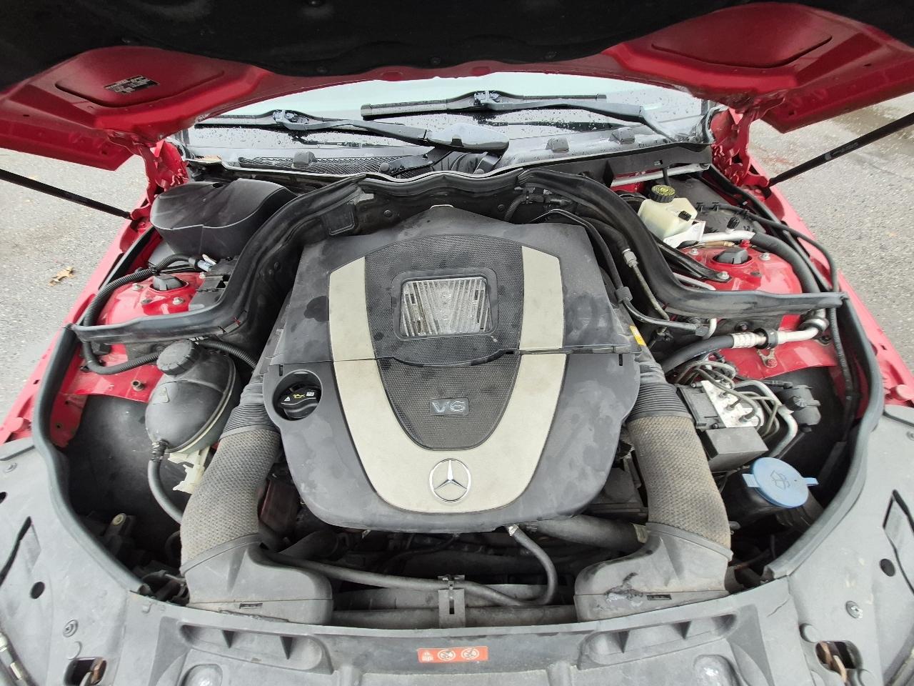 Mercedes-Benz C-Class C300 Luxury Sedan 2009