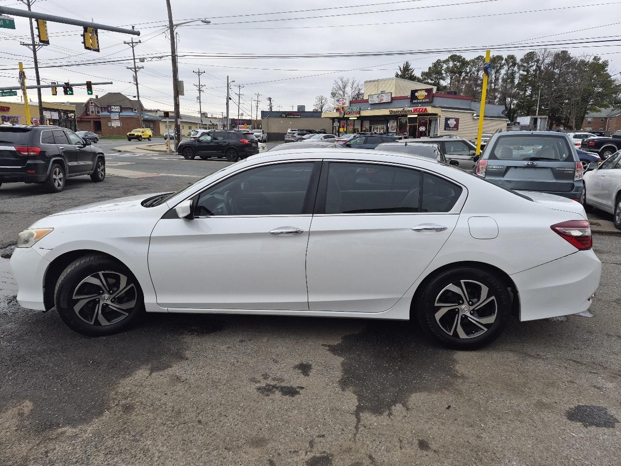 Honda Accord LX Sedan CVT 2016