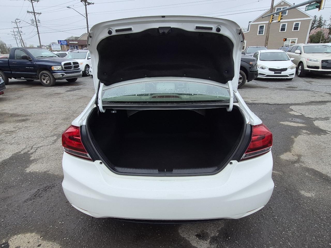 Honda Civic 4dr Sdn LX Auto 2015