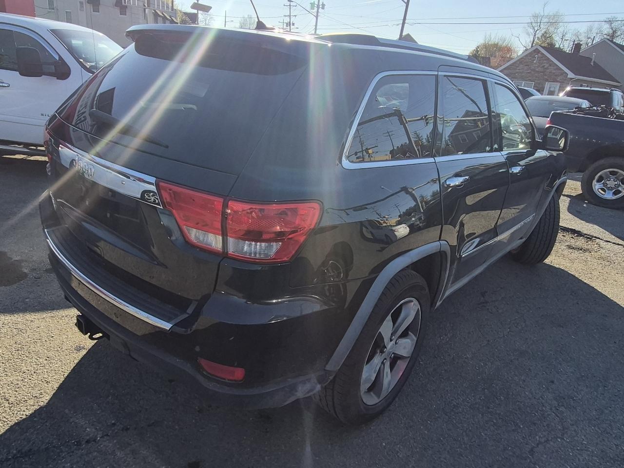 Jeep Grand Cherokee Overland 4WD 2012