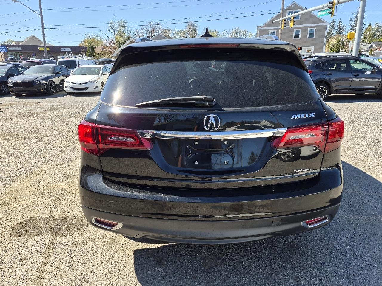 Acura MDX SH-AWD 6-Spd AT w/Tech Package 2015