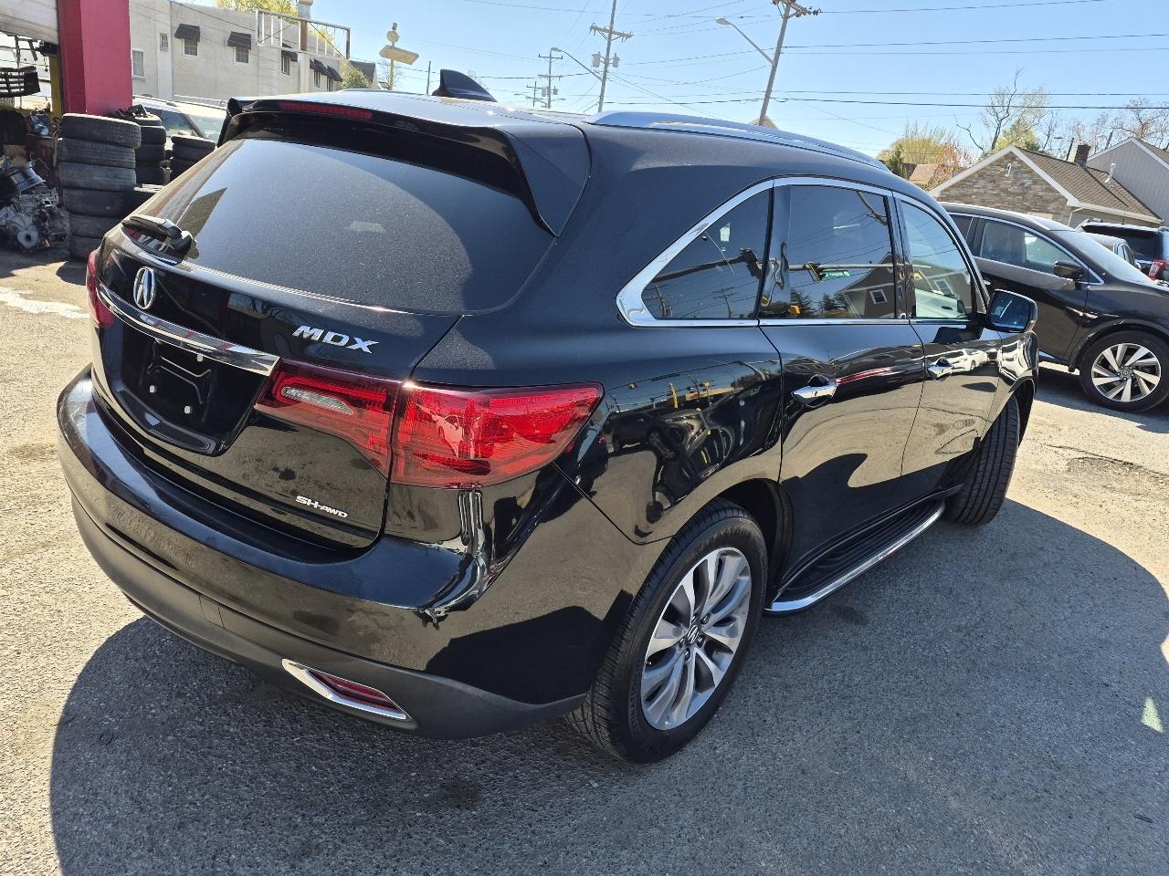 Acura MDX SH-AWD 6-Spd AT w/Tech Package 2015
