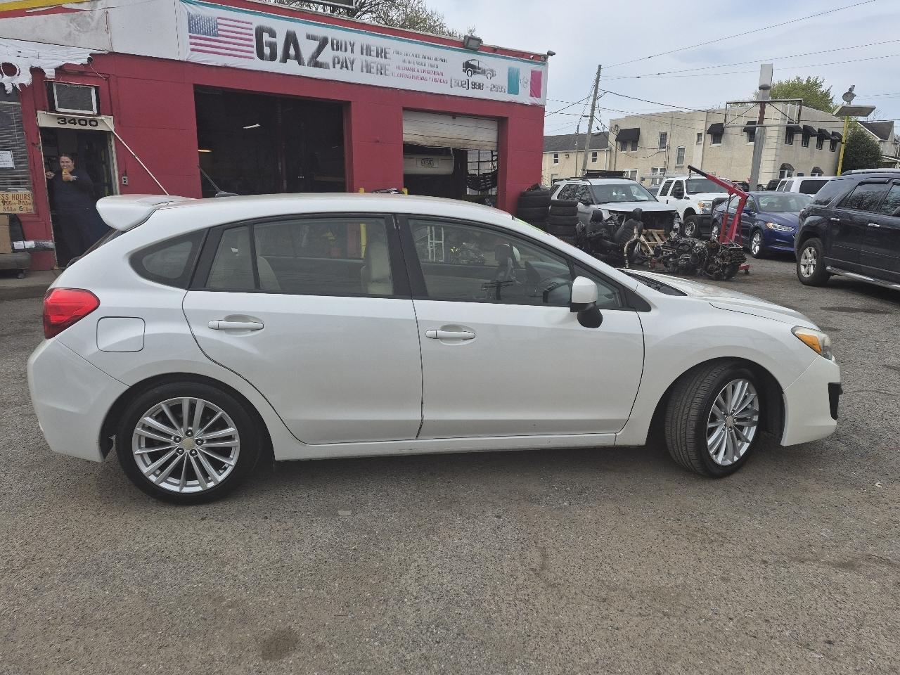 Subaru Impreza Premium Plus 5-Door+NAVI 2012
