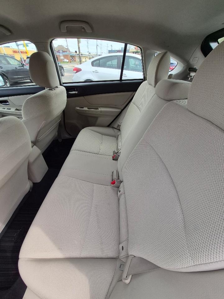 Subaru Impreza Premium Plus 5-Door+NAVI 2012