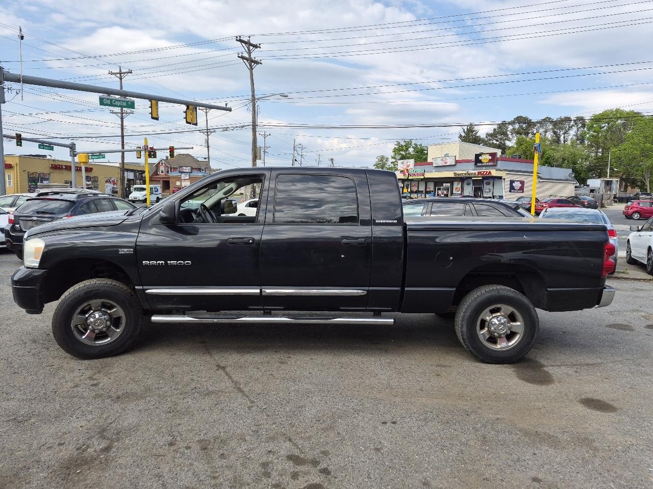 Dodge Ram 1500 SLT Mega Cab 4WD 2007
