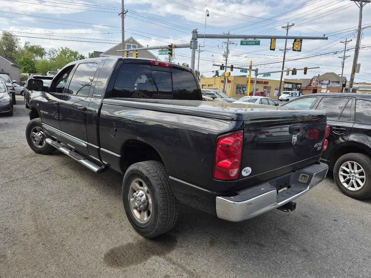 Dodge Ram 1500 SLT Mega Cab 4WD 2007