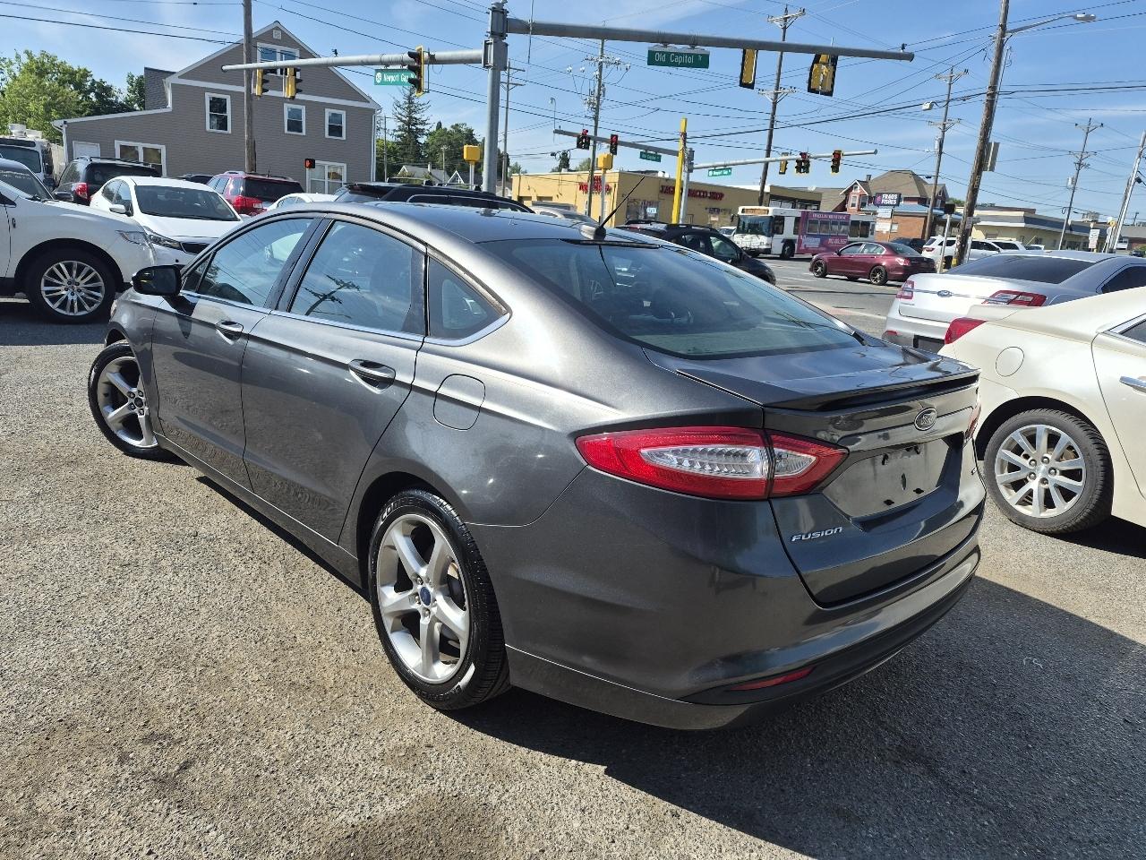 Ford Fusion SE 2015