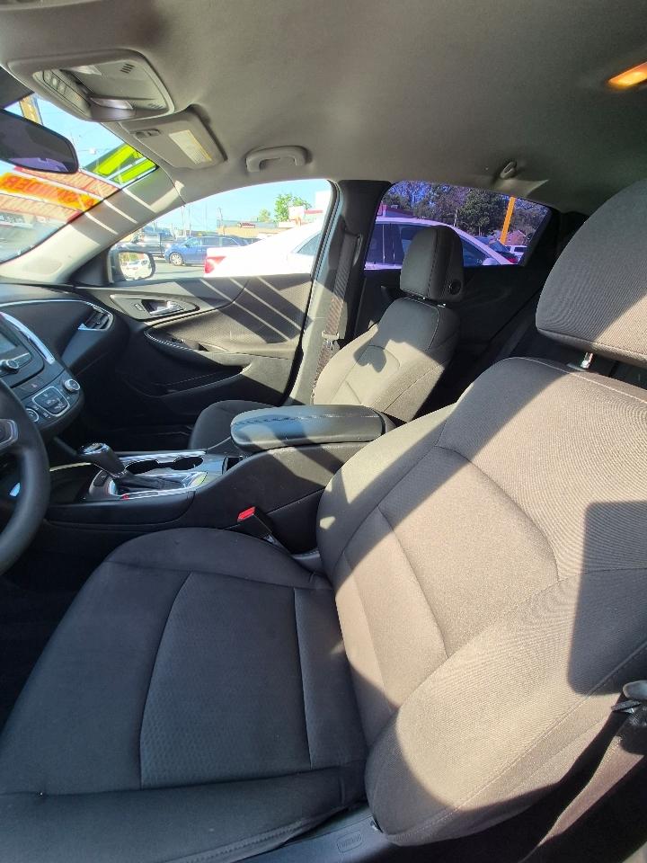 Chevrolet Malibu 1LT 2017